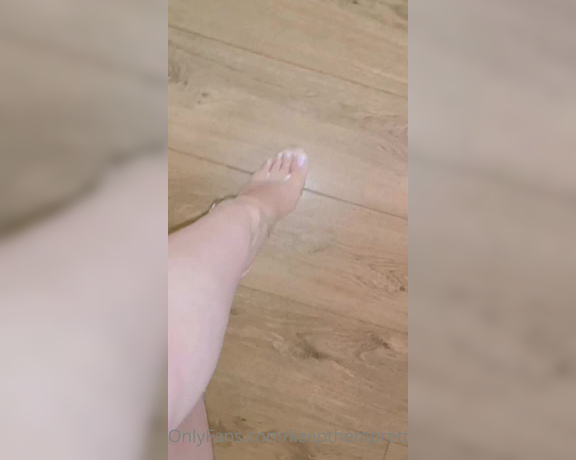 KTP aka keepthemprettyx Foot Fetish - 07-21-2021 OnlyFans Video - A video I made a long time ago French pedi JOI