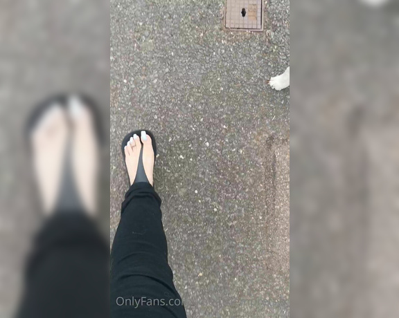 KTP aka keepthemprettyx Foot Fetish - 06-08-2022 OnlyFans Video - Walking the dog this morning  walk with me and dont take your eyes off those