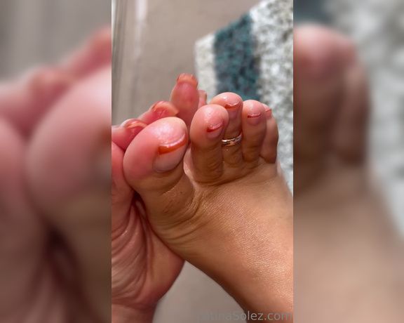 LatinaSolez aka latinasolez Foot Fetish - 05-29-2023 OnlyFans Video - Born pretty chrome French thin tips