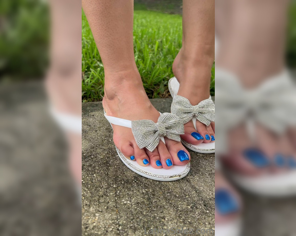 LatinaSolez aka latinasolez Foot Fetish - 07-19-2023 OnlyFans Video - Blue Magic