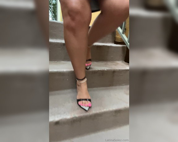 LatinaSolez aka latinasolez Foot Fetish - 09-30-2023 OnlyFans Video - Ladies Night out