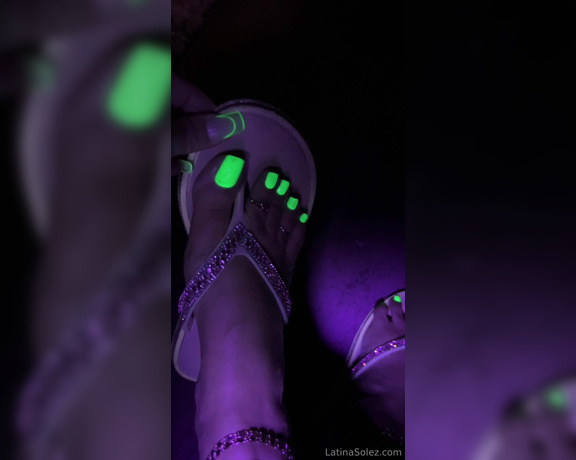 LatinaSolez aka latinasolez Foot Fetish - 06-20-2024 OnlyFans Video - Leaked latinasolez 90296