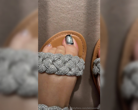 LatinaSolez aka latinasolez Foot Fetish - 07-21-2024 OnlyFans Video - Leaked latinasolez 11843