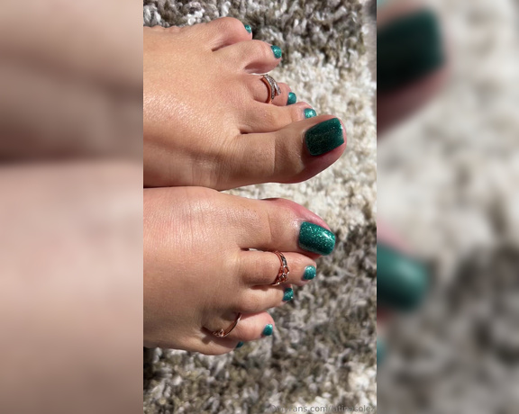 LatinaSolez aka latinasolez Foot Fetish - 07-26-2024 OnlyFans Video - Leaked latinasolez 34849