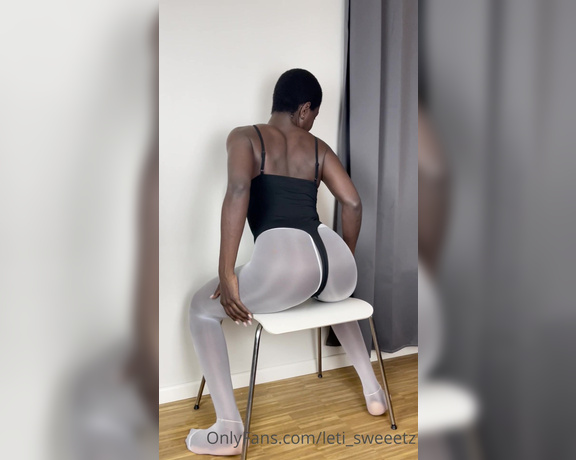 Letisweeetz aka leti_sweeetz Nulons - 01-10-2023 OnlyFans Video - I love wearing white pantyhose  my fav