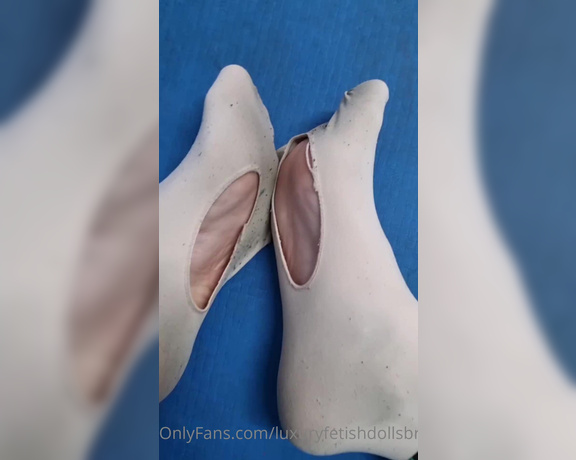 Luxury Fetish Dolls Brazil aka luxuryfetishdollsbrazil Foot Fetish - 08-23-2023 OnlyFans Video - Depois do ballet muito chulé Quem quer cheirar Comenta aí