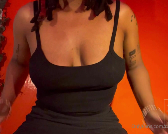 MadamCarmen aka madamcarmen2 Femdom - 12-23-2020 OnlyFans Video - On this beautiful Titty tewsday