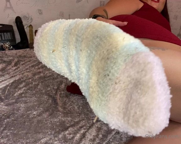 Mistress Eclipse aka mistresseeclips Femdom - 01-12-2021 OnlyFans Video - A quick preview of My dirty socks