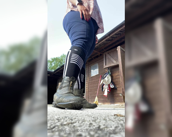 Mistress Eclipse aka mistresseeclips Femdom - 06-06-2021 OnlyFans Video - Ariat addict  Dirty Johdy boots, long socks amp riding tights