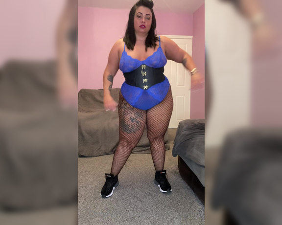 Mistress Eclipse aka mistresseeclips Femdom - 02-24-2023 OnlyFans Video - Could you control yourself if I wore this at the gym What about when the crotch