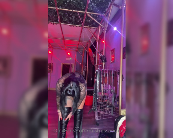 Mistress Eclipse aka mistresseeclips Femdom - 08-16-2023 OnlyFans Video - Boots, stockings and ass