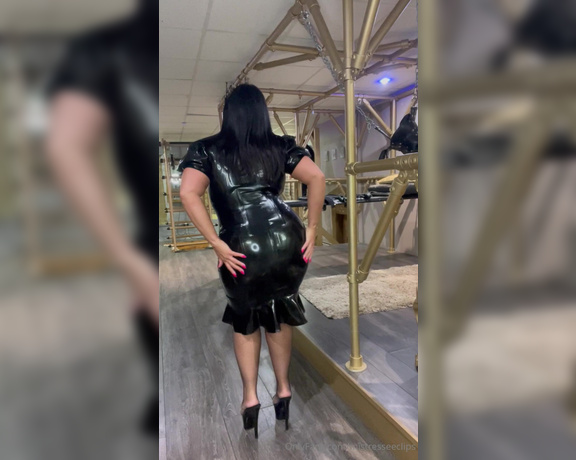 Mistress Eclipse aka mistresseeclips Femdom - 03-28-2024 OnlyFans Video - Does my butt look big in this