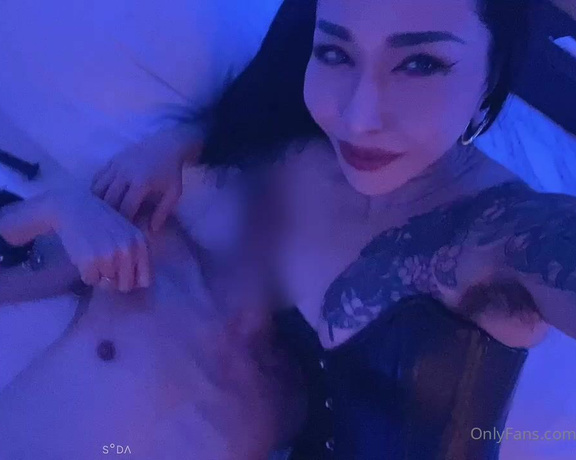 Mistress Youko aka mistressyouko Findom - 03-04-2024 OnlyFans Video - Im going to imprint the scent of my armpit on your mind