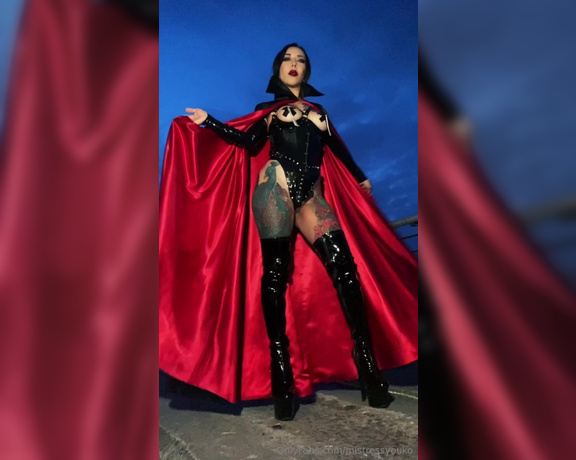 Mistress Youko aka mistressyouko Findom - 05-19-2024 OnlyFans Video - Im traveling with my redblack cape this time