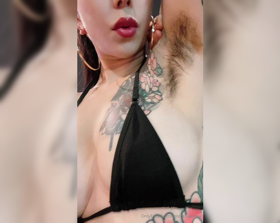 Mistress Youko aka mistressyouko Findom - 10-14-2024 OnlyFans Video - Imagine the heavenly taste of My hairy armpits