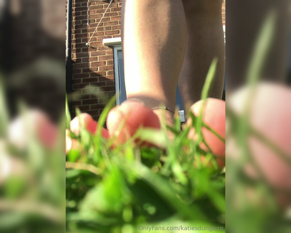 NurseKatiesFeet aka katiesdungeon Foot Fetish - 09-12-2023 OnlyFans Video - Leaked katiesdungeon 21141