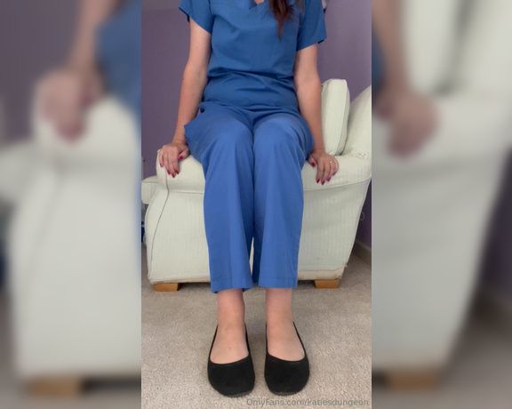 NurseKatiesFeet aka katiesdungeon Foot Fetish - 09-07-2024 OnlyFans Video - Bet you wish you could smell these  work flats on their way to their new