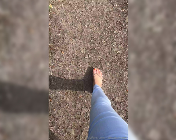 NurseKatiesFeet aka katiesdungeon Foot Fetish - 09-29-2024 OnlyFans Video - New flip flops  Im on holiday next week