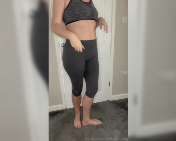 NurseKatiesFeet aka katiesdungeon Foot Fetish - 02-22-2024 OnlyFans Video - In need of a gym buddy  Im really not consistent with going, I need someone