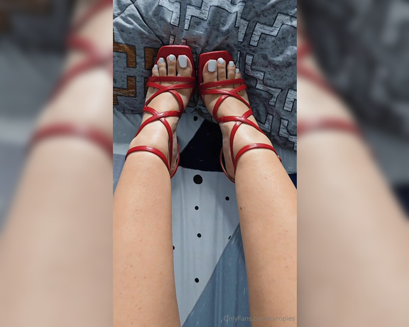 Caropies aka caropies Foot Fetish - 06-18-2024 OnlyFans Video - Modelando para tí