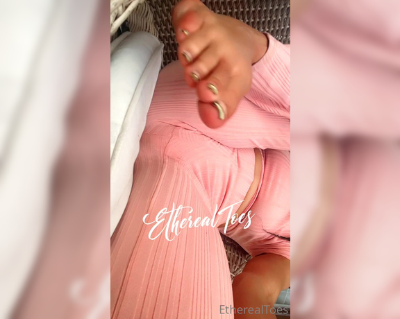 EtherealToes aka etherealtoes Foot Fetish - 05-14-2023 OnlyFans Video - Happy Sole Sunday