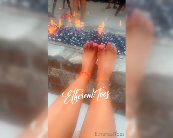 EtherealToes aka etherealtoes Foot Fetish - 04-20-2023 OnlyFans Video - Human ashtrays paying and begging for my attention is the life for me_ Happy 420