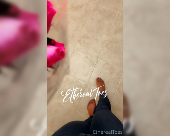 EtherealToes aka etherealtoes Foot Fetish - 04-26-2023 OnlyFans Video - Feeling pretty AF