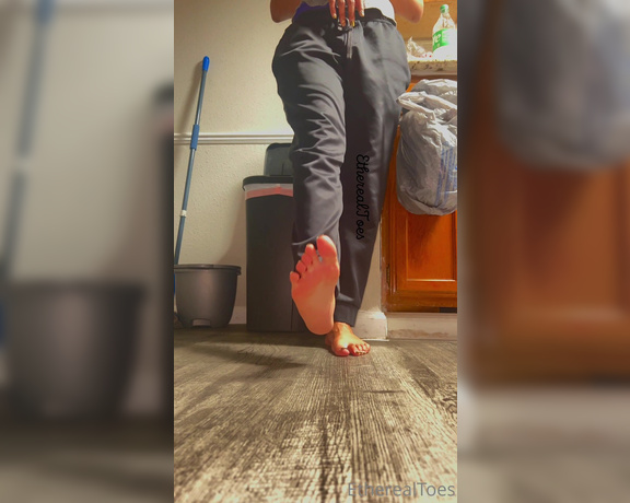 EtherealToes aka etherealtoes Foot Fetish - 05-28-2023 OnlyFans Video - Happy Sole Sunday