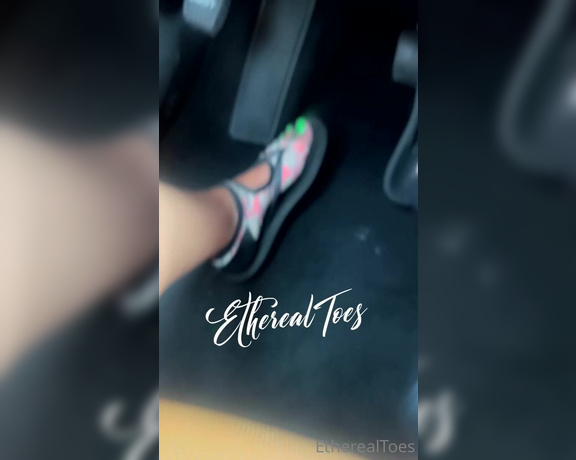 EtherealToes aka etherealtoes Foot Fetish - 06-22-2023 OnlyFans Video - Natural Speed Goddess behind the wheel