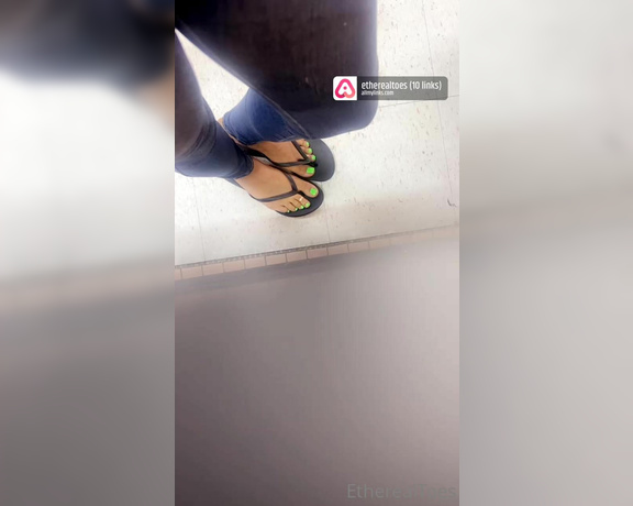 EtherealToes aka etherealtoes Foot Fetish - 06-25-2023 OnlyFans Video - Denim and flip flops for a hard cock