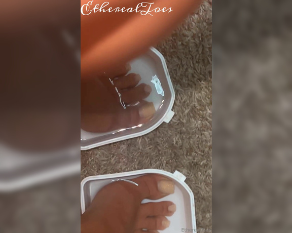 EtherealToes aka etherealtoes Foot Fetish - 10-03-2023 OnlyFans Video - Long or Short Toe Nails