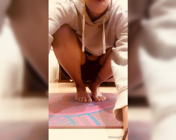 EtherealToes aka etherealtoes Foot Fetish - 01-03-2024 OnlyFans Video - Barefoot ASMR for the 1st Wagon Wednesday of 2024