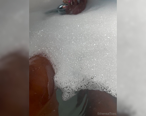 EtherealToes aka etherealtoes Foot Fetish - 08-07-2024 OnlyFans Video - Im really sad about breaking my nail and look forward to the changes when it grows