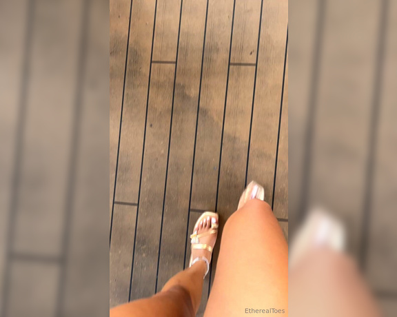 EtherealToes aka etherealtoes Foot Fetish - 09-01-2024 OnlyFans Video - Golden