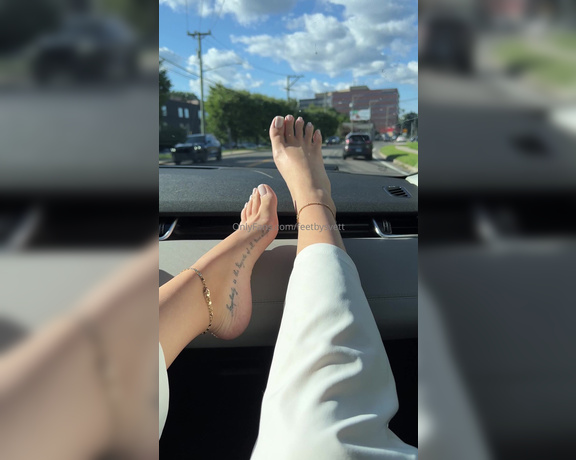 Feetbysvett aka feetbysvett Foot Fetish - 08-15-2024 OnlyFans Video - could I be your passenger princess so I can rub my perfect feet on ur hard