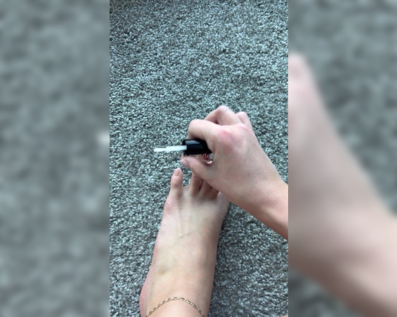 Feetbysvett aka feetbysvett Foot Fetish - 10-04-2024 OnlyFans Video - do you like watching me paint my toenails  Ive been taking a little break from