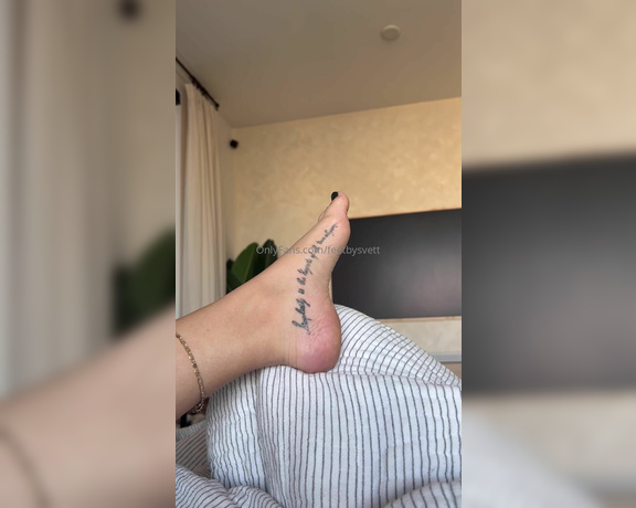 Feetbysvett aka feetbysvett Foot Fetish - 10-22-2024 OnlyFans Video - hahahahah I have strong feet  good morning