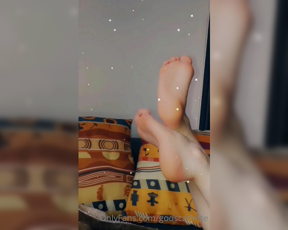 God Scarlette aka godscarlette Findom - 01-30-2021 OnlyFans Video - Such irresistible feet