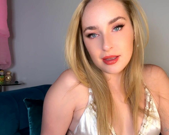 God Scarlette aka godscarlette Findom - 12-11-2023 OnlyFans Video - Let go of all of those pointless, unnecessary thoughts