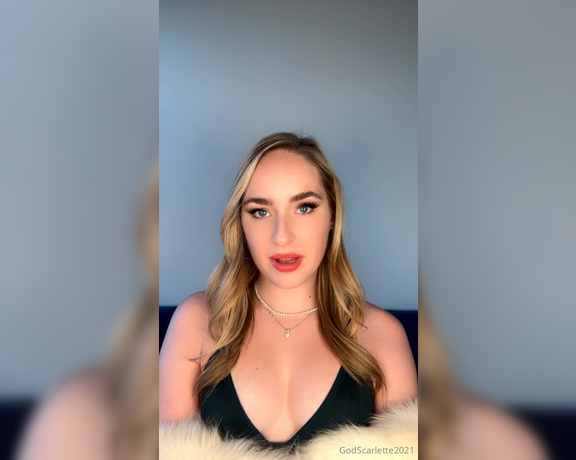 God Scarlette aka godscarlette Findom - 12-24-2023 OnlyFans Video - Merry Christmas to ME, bitches What will you be giving God this festive season