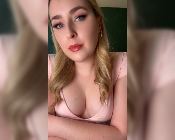 God Scarlette aka godscarlette Findom - 04-23-2024 OnlyFans Video - Lap it up, spit freak