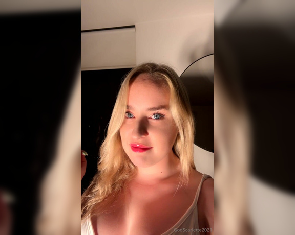 God Scarlette aka godscarlette Findom - 09-16-2024 OnlyFans Video - A vicious amp cruelly honest face rating just sent to a very lucky loser