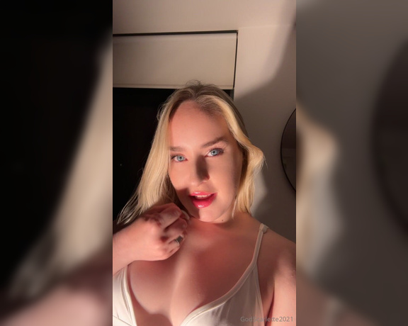 God Scarlette aka godscarlette Findom - 09-20-2024 OnlyFans Video - Listen to My voice amp let the beta truth sink deep into your gooner brain cells