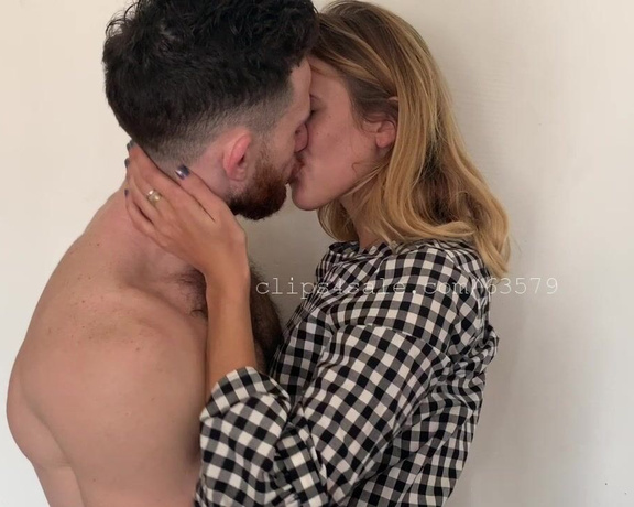 Kissingchannel aka kissingchannel - 01-09-2020 OnlyFans Video - Ted and Lauren Kissing Wednesday