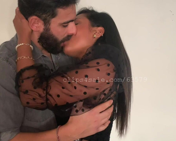 Kissingchannel aka kissingchannel - 12-23-2019 OnlyFans Video - Gonzalo and Claudia Kissing Sunday