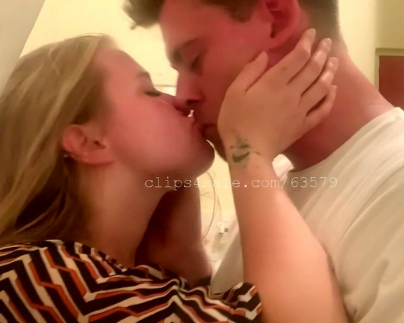 Kissingchannel aka kissingchannel - 05-30-2021 OnlyFans Video - rickyreal and g_babyyy