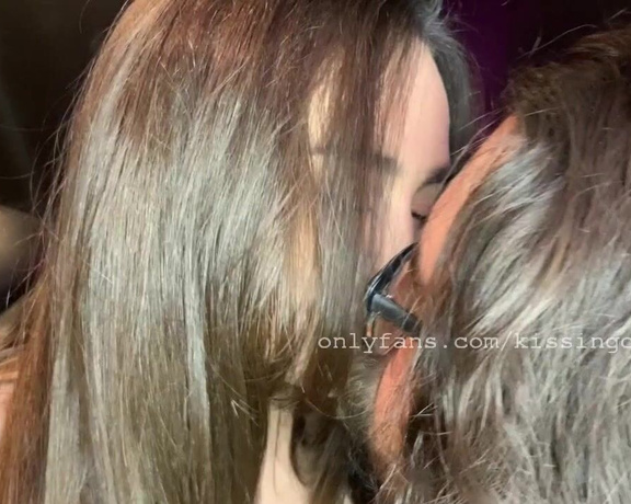 Kissingchannel aka kissingchannel - 10-29-2021 OnlyFans Video - Colton and Veronica