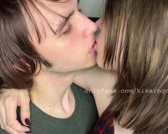 Kissingchannel aka kissingchannel - 10-10-2021 OnlyFans Video - Nick and Mewchii mewchiifey