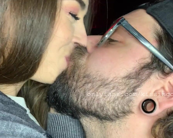 Kissingchannel aka kissingchannel - 10-14-2021 OnlyFans Video - Colton and Veronica