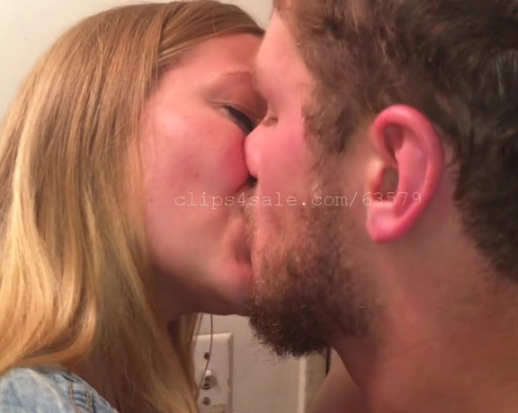 Kissingchannel aka kissingchannel - 10-08-2017 OnlyFans Video - Maxwell and Diana Kissing Video 1